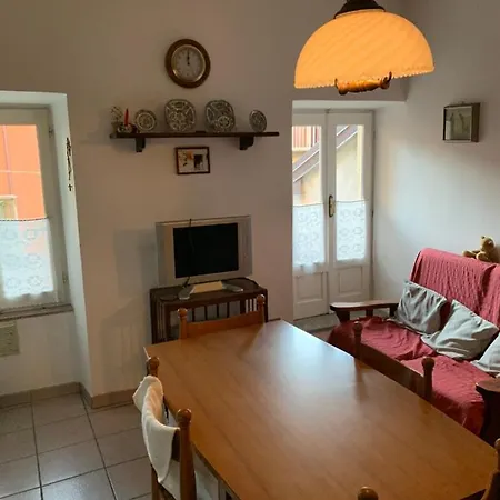 Casa Della Nonna Giulia بيت للعطل
